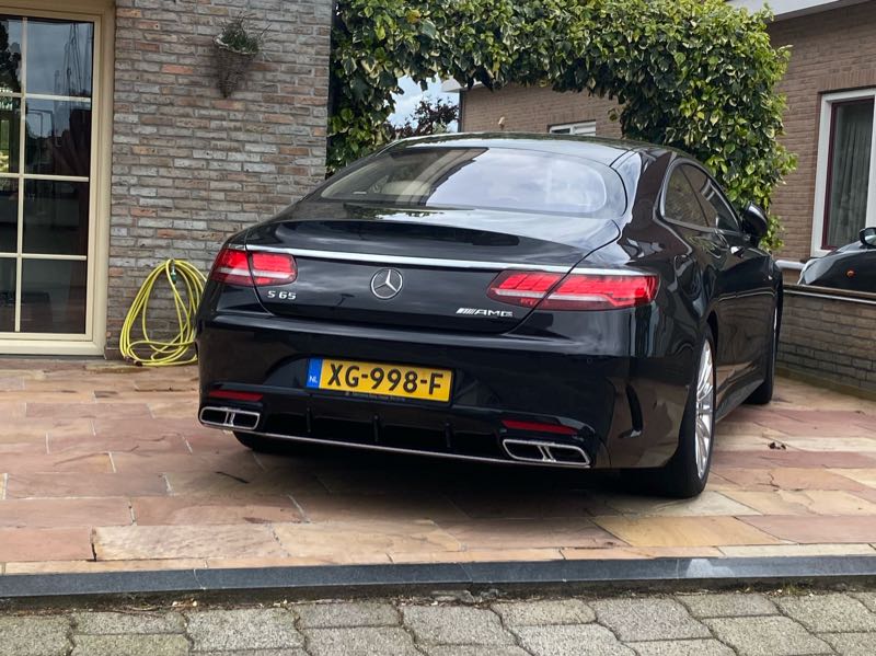 Mercedes-Benz S65 AMG spotted in Amsterdam