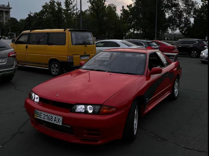 Nissan Skyline GT-R spotted in Mykolayiv