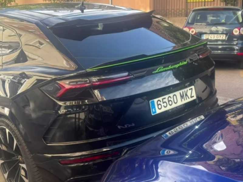 Lamborghini Urus spotted in Murcia