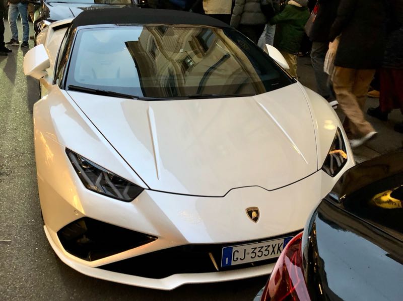 Lamborghini Huracán (2021) spotted in Milan, Italy