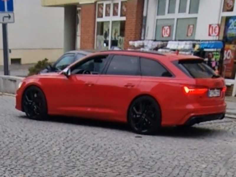 Audi RS4 Avant (2018) spotted in Finsterwalde, Germany