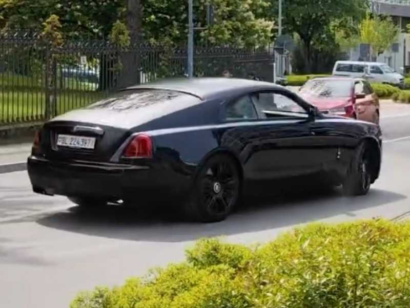 Rolls-Royce Wraith (2019) spotted in Lörrach, Germany