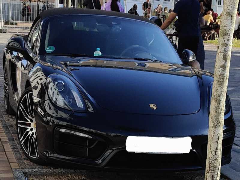 Porsche Cayman spotted in Rostock