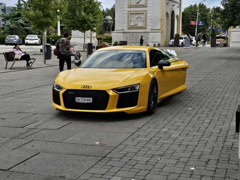 Audi R8 spotted in Veles