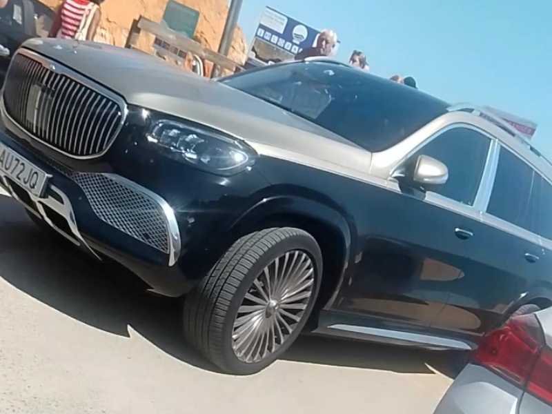 Maybach GLS 600 spotted in Faro