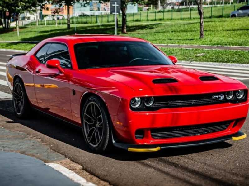 Dodge Challenger spotted in Campo Grande