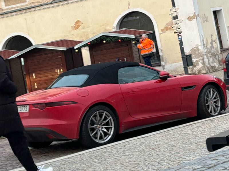 Jaguar F-Type spotted in Kutná Hora