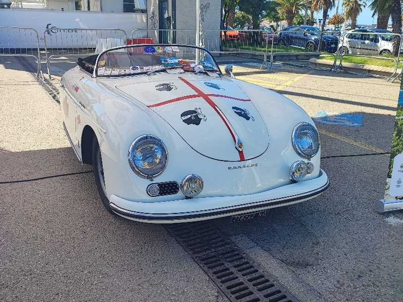 Porsche 356 Speedster spotted in Sassari