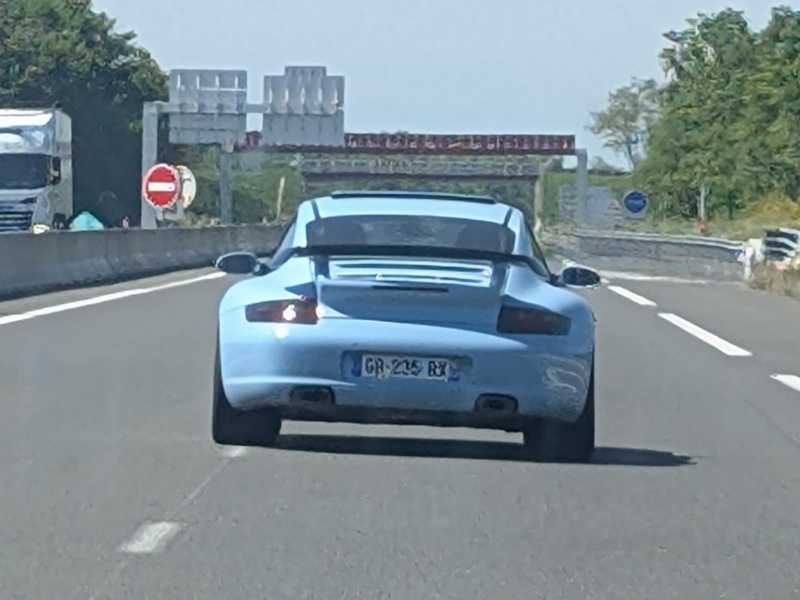 Porsche 911 spotted in Saint-Leu