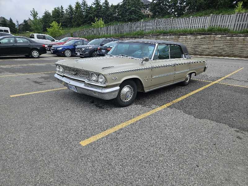 Ford Galaxie spotted in Kitchener