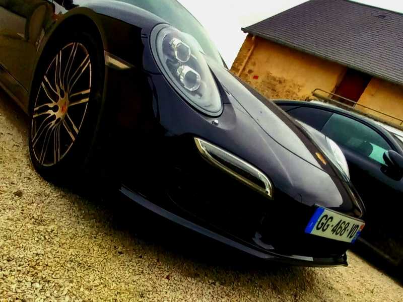 Porsche 911 Carrera spotted in Cherbourg