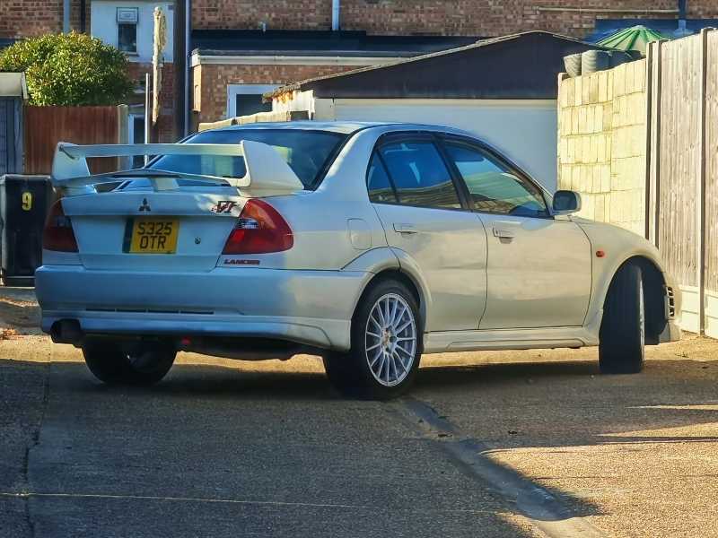 Mitsubishi Lancer Evolution (2000) spotted in Portsmouth, United Kingdom