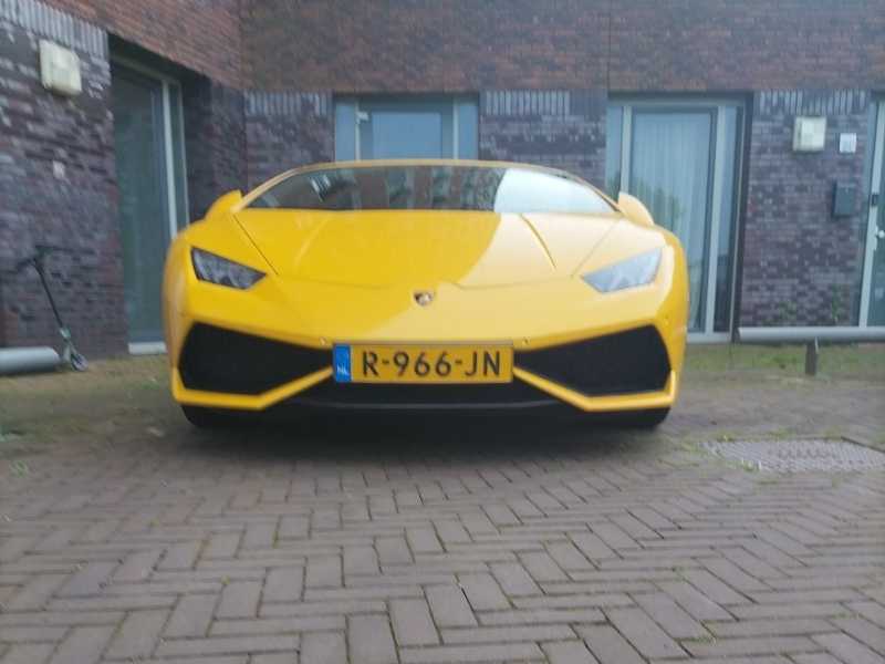 Lamborghini Huracán spotted in Almere Stad