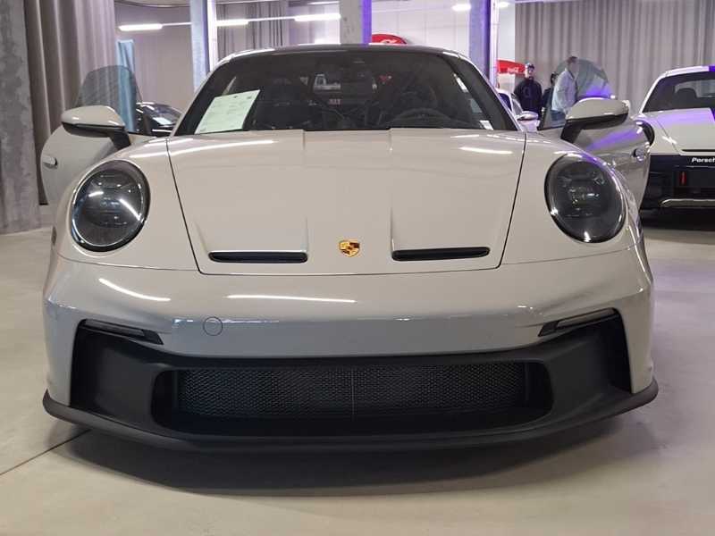 Porsche 911 GT3 spotted in Bern