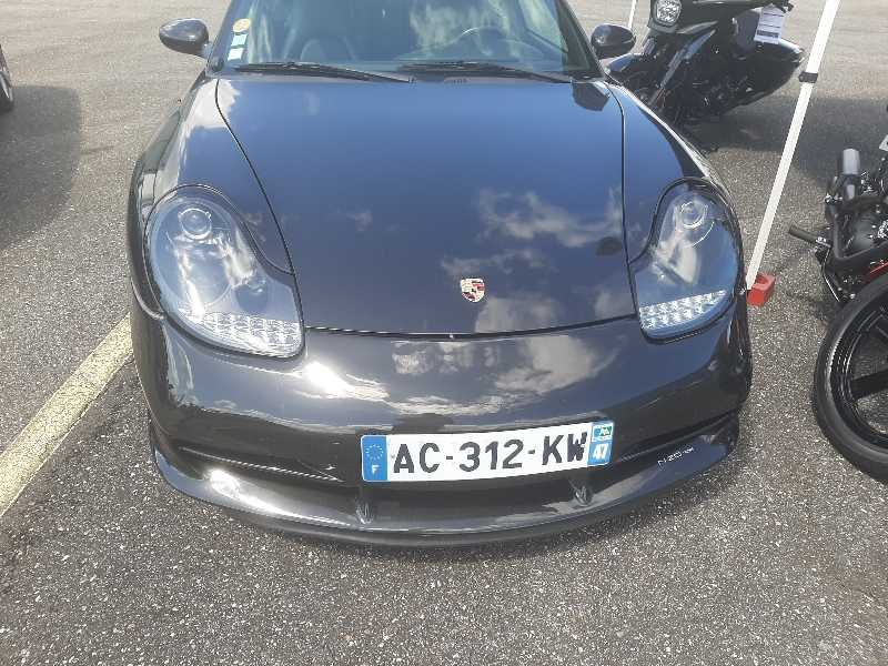Porsche Cayman spotted in Agen