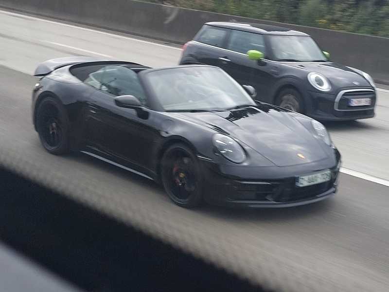 Porsche 911 Turbo S (2021) spotted in Bolzano, Italy