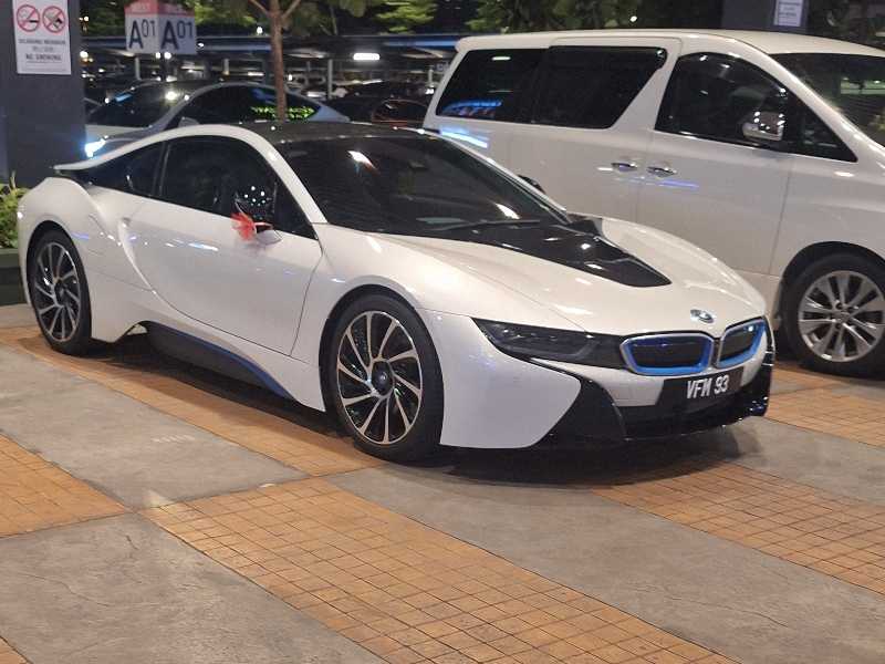 BMW i8 spotted in Gua Musang