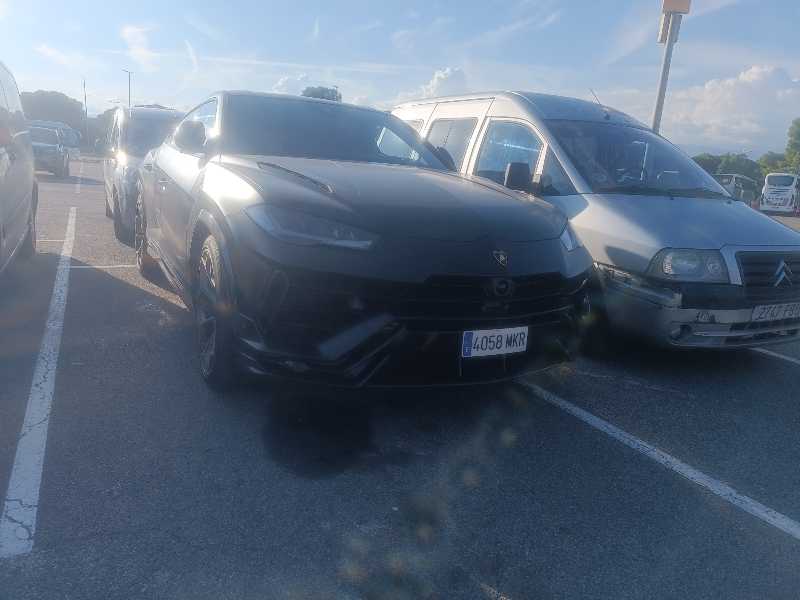 Lamborghini Urus spotted in Tarragona