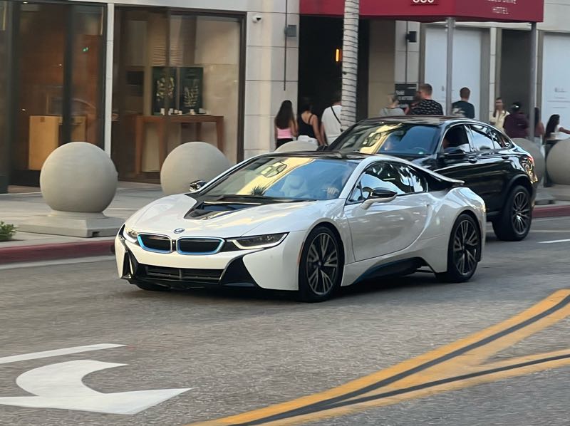 BMW i8 spotted in Los Angeles