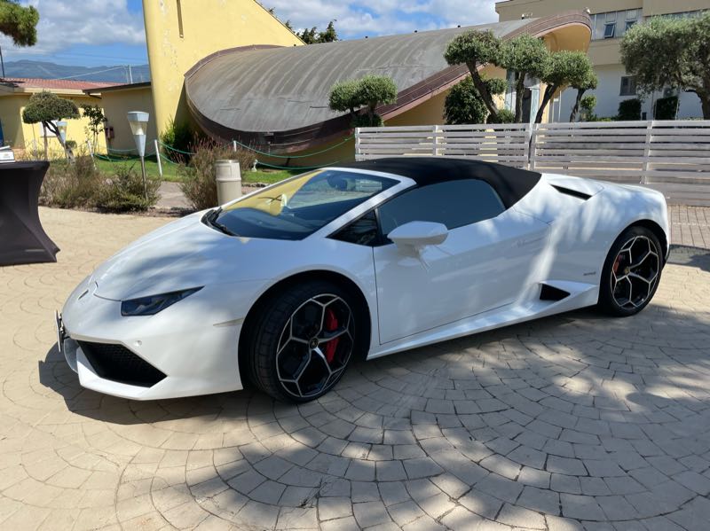 Lamborghini Huracán Spyder spotted in Lamezia Terme