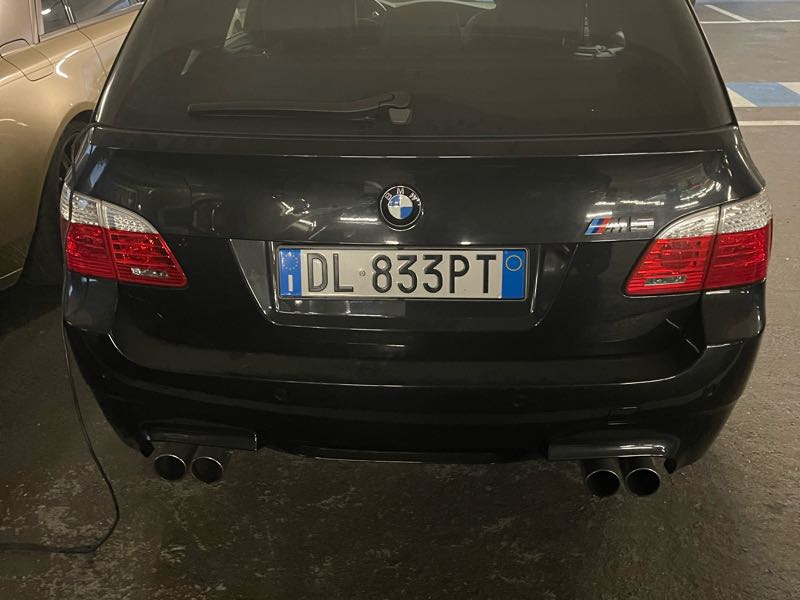 BMW M5 (2008) spotted in Rome, Italy