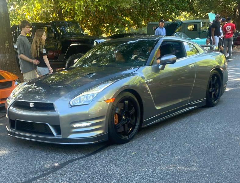 Nissan GT-R spotted in South Fulton