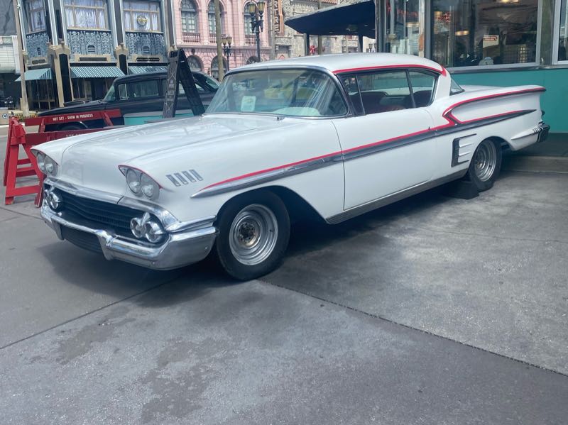 Pontiac Bonneville spotted in Orlando