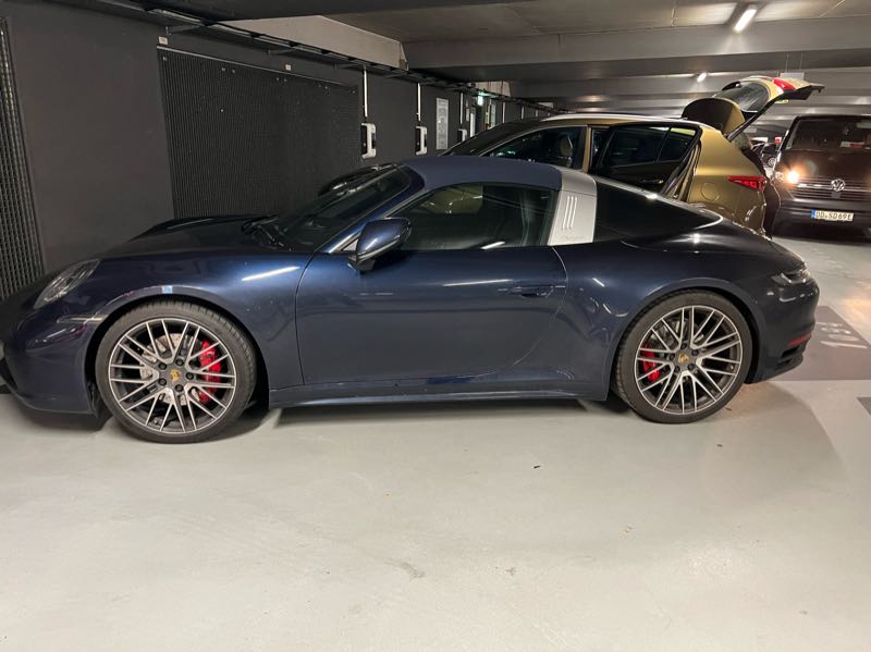Porsche 911 Carrera (2020) spotted in Dresden, Germany