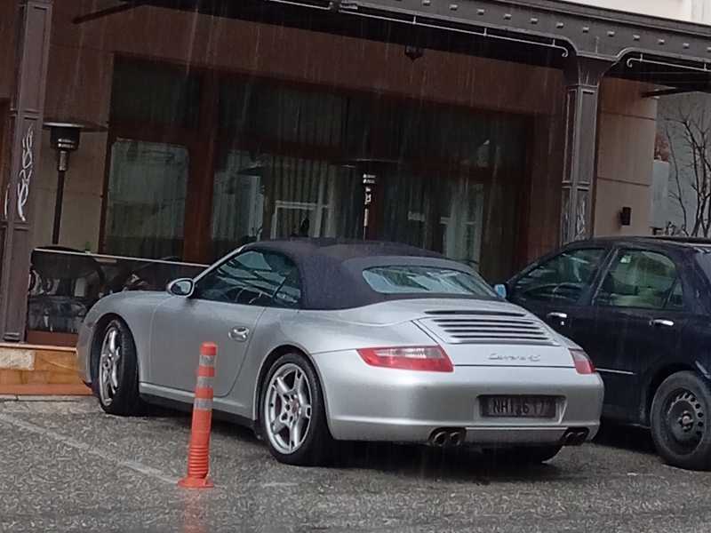 Porsche 911 Carrera 4S spotted in Kozáni