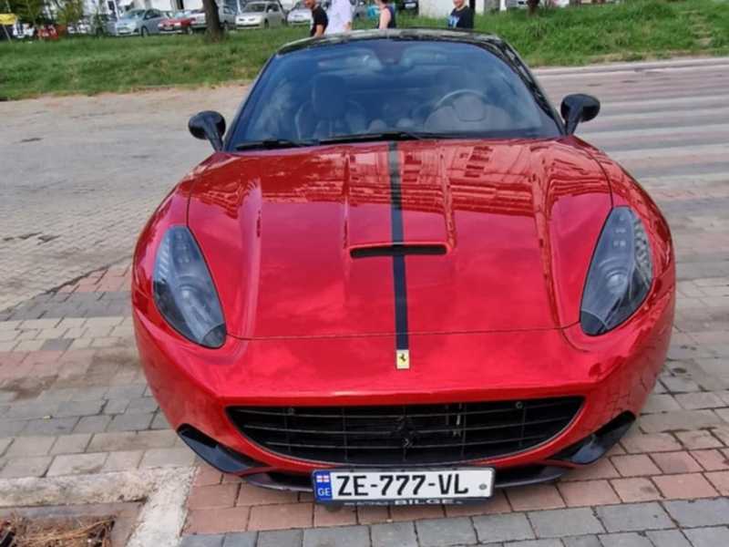 Ferrari California (2012) spotted in Batumi, Georgia