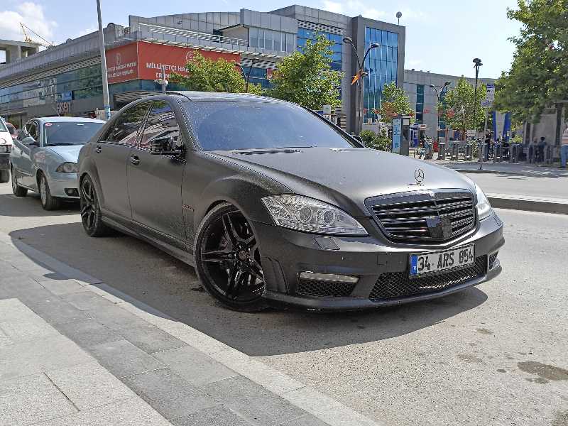 Mercedes-Benz S65 AMG spotted in Manisa