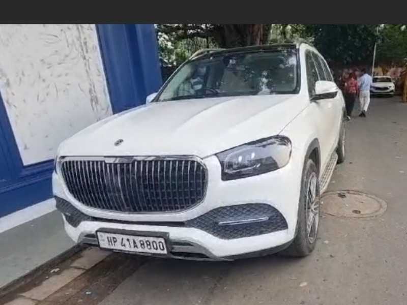Maybach GLS 600 spotted in Delhi