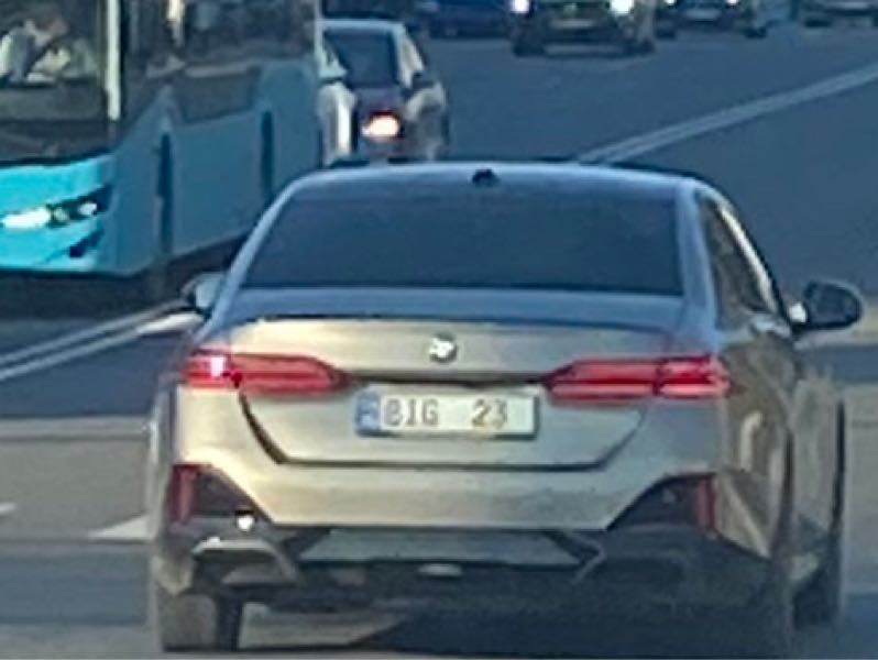 BMW 7 Series (2023) spotted in Chisinau, Moldova