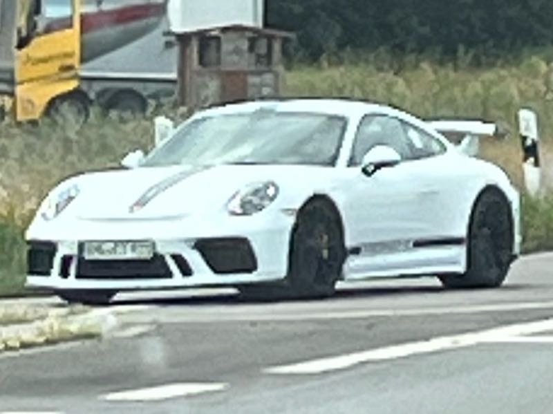 Porsche 911 GT3 spotted in Dersum