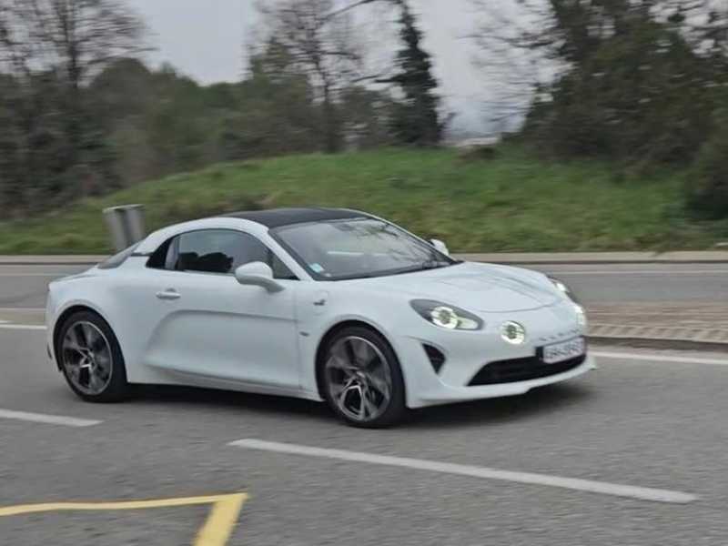 Alpine A110 spotted in Dijon