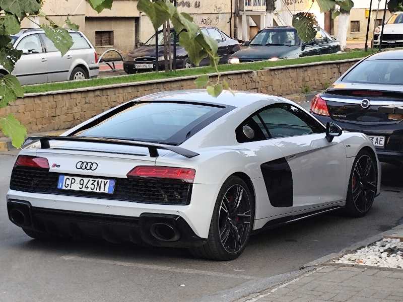 Audi R8 V10 spotted in Strumica