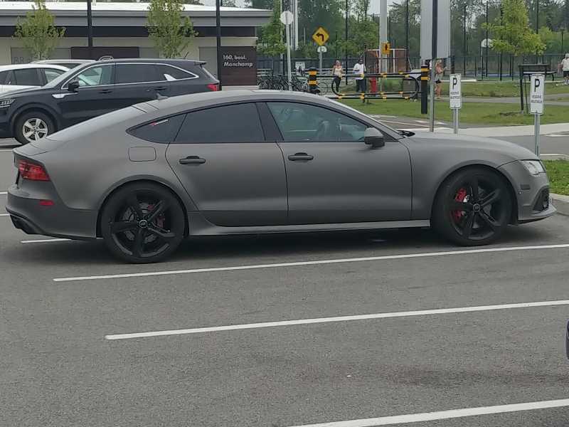Audi RS7 (2014) spotted in Montréal, Canada