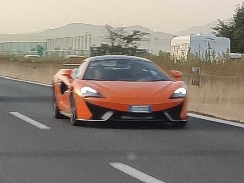 McLaren 570S (2015) spotted in Milan, Italy
