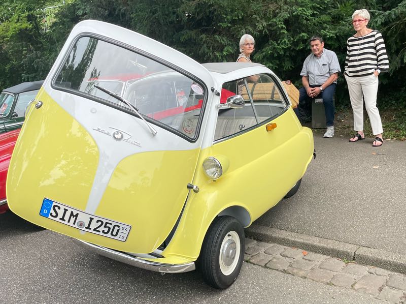 BMW Isetta spotted in Baden-Baden