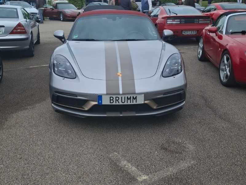 Porsche 718 Cayman spotted in Kosta