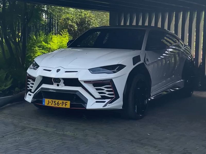 Lamborghini Urus (2023) spotted in Eindhoven, The Netherlands