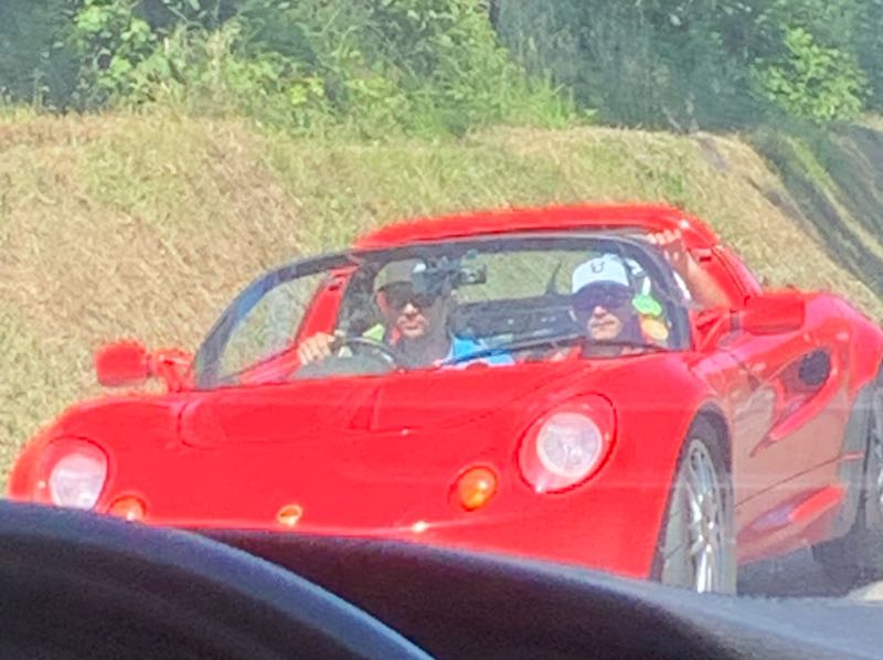 Lotus Elise spotted in Saint-Quentin