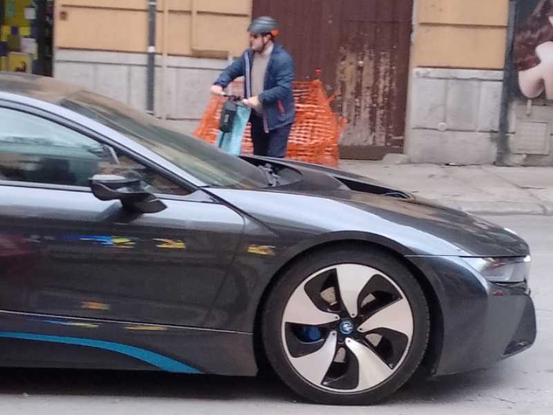 BMW i8 spotted in Palermo