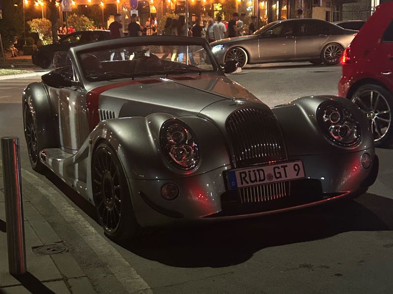 Morgan Aero 8 spotted in Mitrovicë