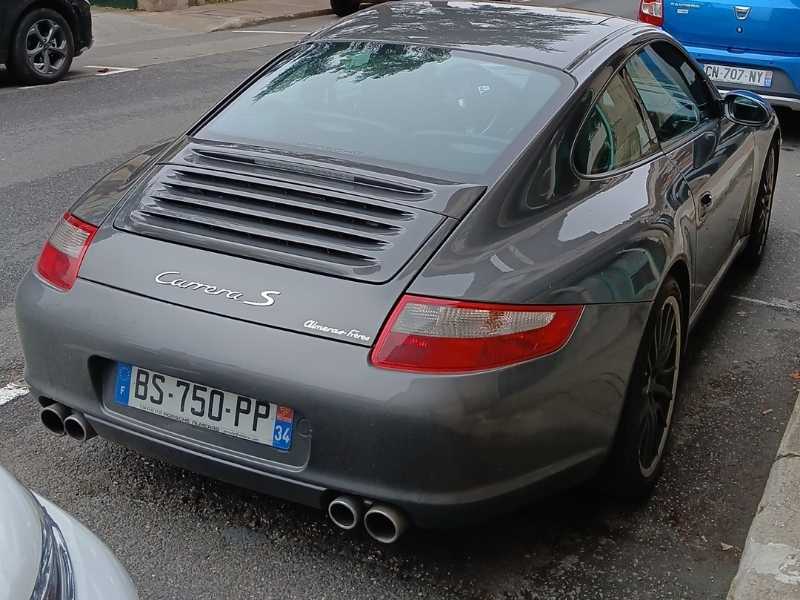 Porsche 911 Carrera S spotted in Saint-Affrique