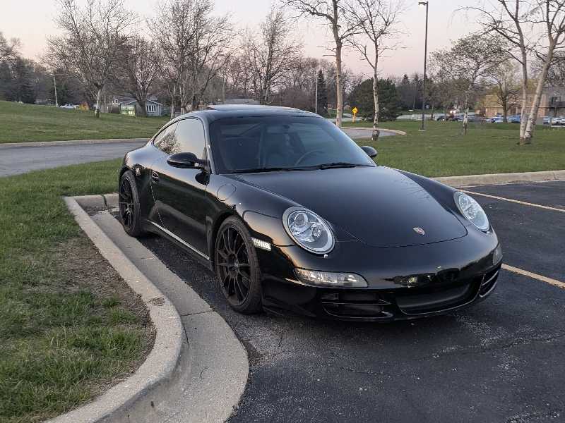 Porsche 911 (2005) spotted in Lincoln, United States