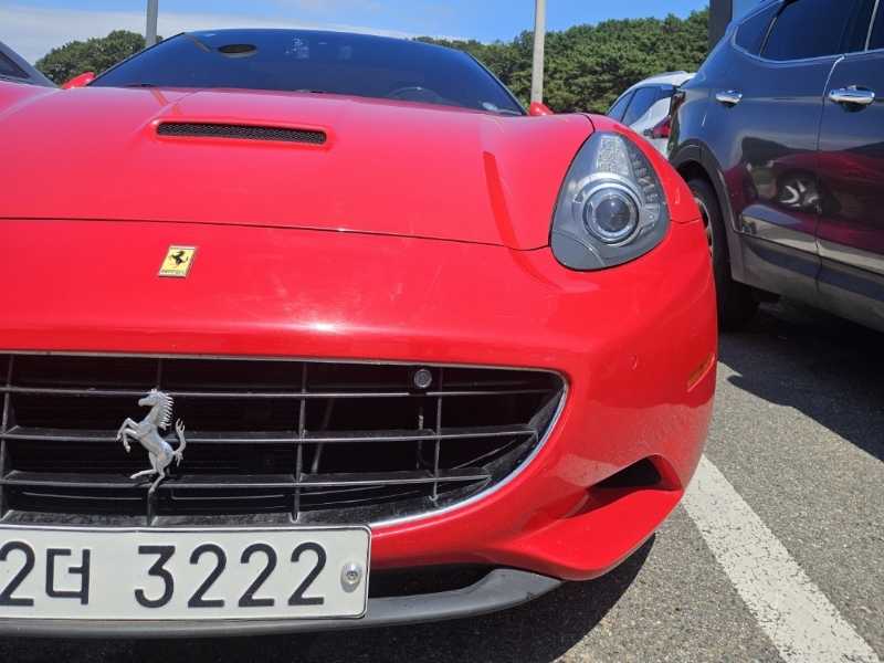 Ferrari California spotted in Incheon