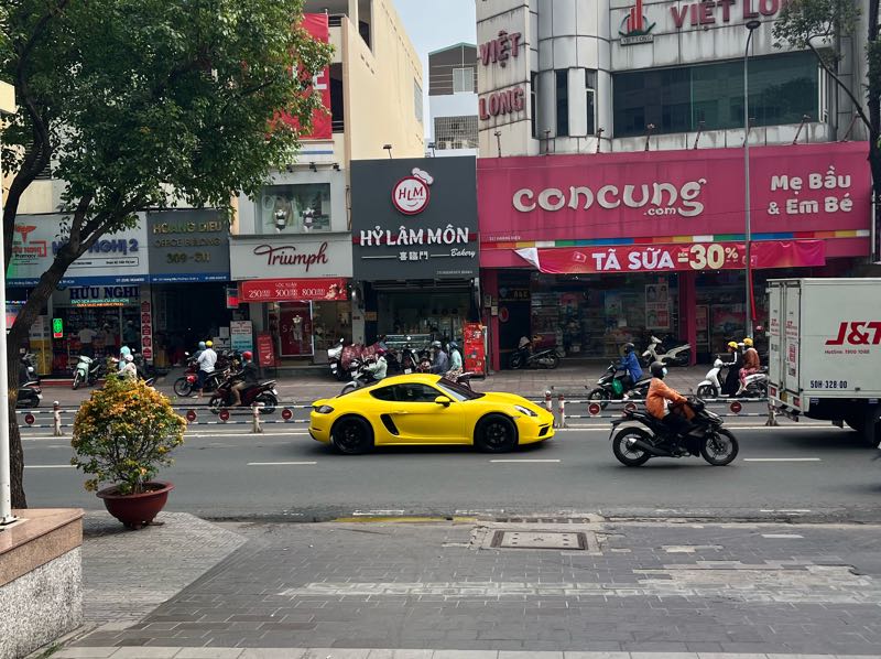 Porsche Cayman spotted in Ho Chi Minh City