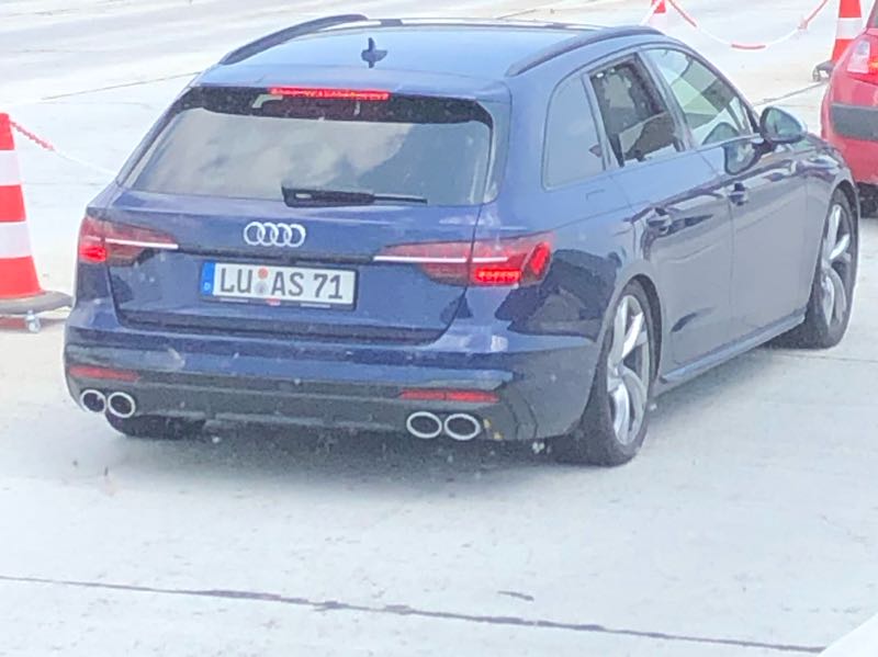 Audi RS4 Avant spotted in Kavála