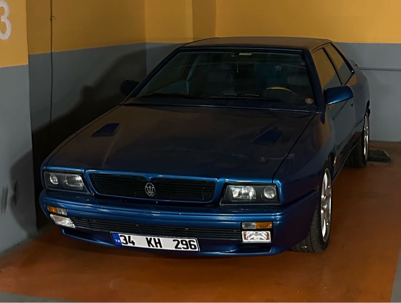 Maserati Biturbo spotted in Istanbul